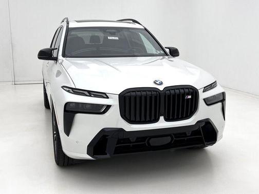 White Metallic 2027 BMW X7 M60i