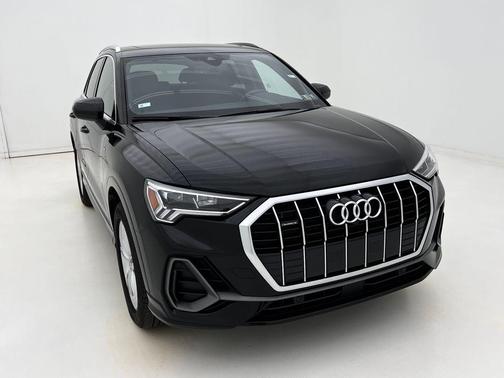 2024 Audi Q3 45 S line Premium Plus
