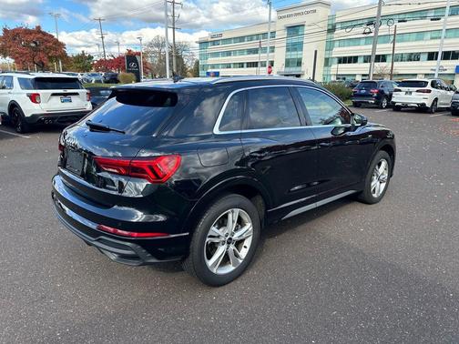2024 Audi Q3 45 S line Premium Plus