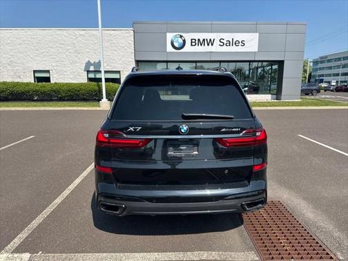 2022 BMW X7 xDrive40i