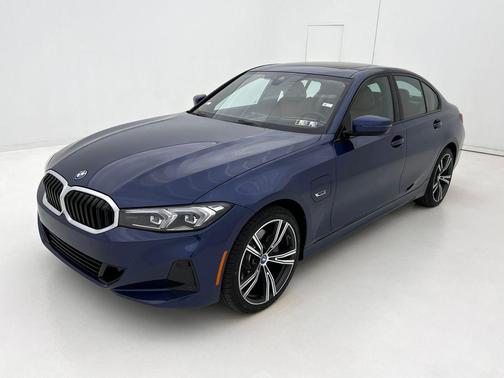 2023 BMW 330e Base