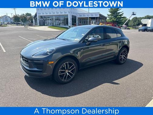 2024 Porsche Macan Base