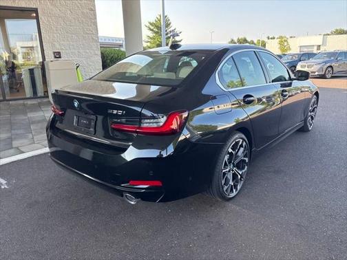 2025 BMW 330 i xDrive