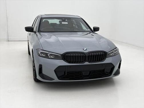 2025 BMW 330 i xDrive