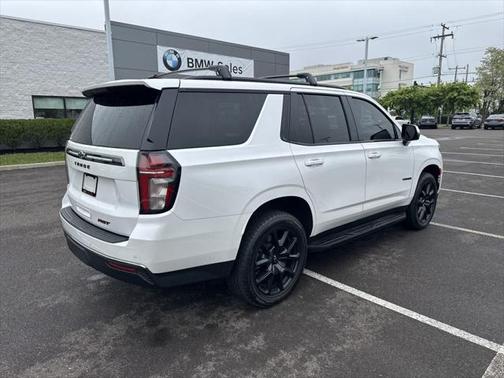 2022 Chevrolet Tahoe 4WD RST