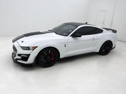 2020 Ford Shelby GT500 Base