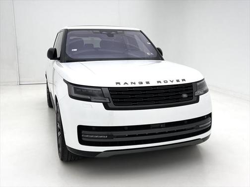 2023 Land Rover Range Rover P530 SE