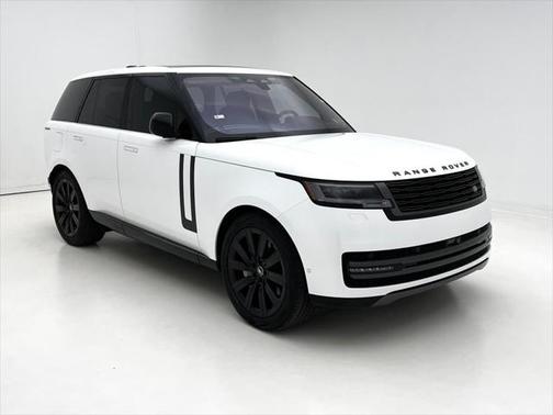 2023 Land Rover Range Rover P530 SE