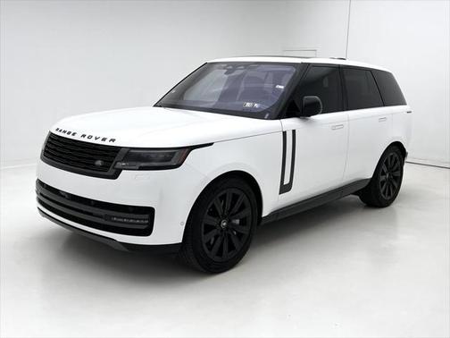 2023 Land Rover Range Rover P530 SE