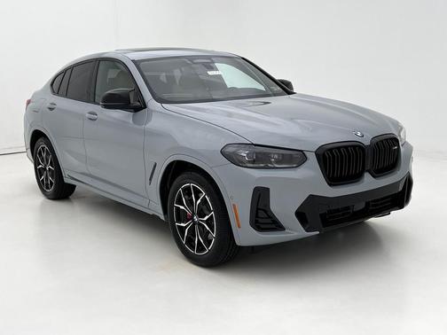 2025 BMW X4 M40i