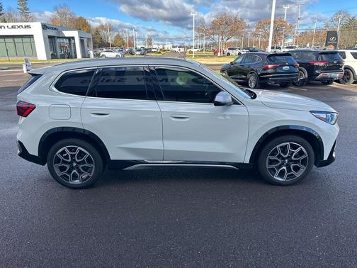 2024 BMW X1 xDrive28i