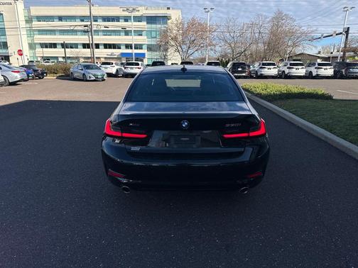 2021 BMW 330 xDrive