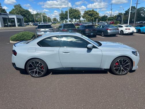 2023 BMW 230 i xDrive