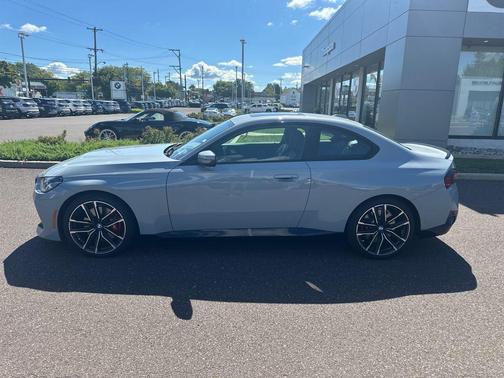 2023 BMW 230 i xDrive