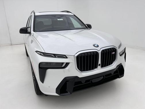 2026 BMW X7 M60i