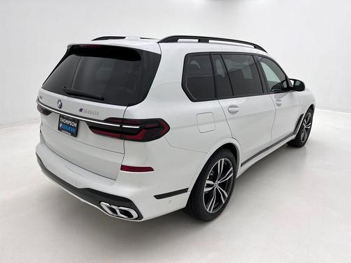 2026 BMW X7 M60i