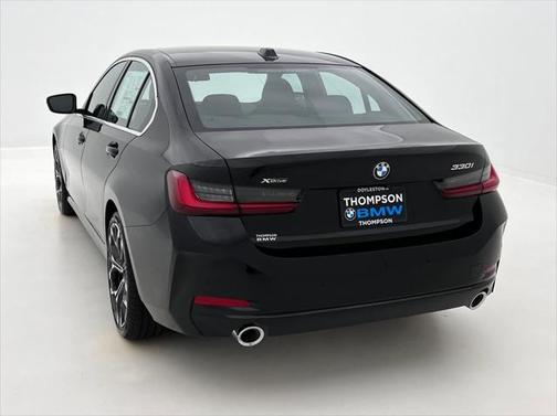 2025 BMW 330 i xDrive