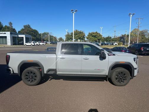 2025 GMC Sierra 2500 AT4