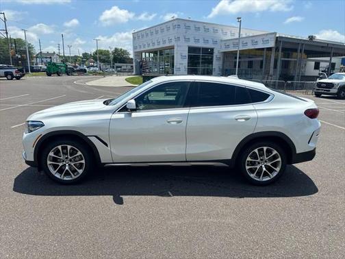 2023 BMW X6 xDrive40i
