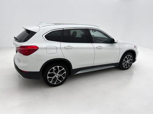 2021 BMW X1 xDrive28i