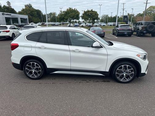 2021 BMW X1 xDrive28i