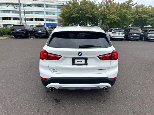 2021 BMW X1 xDrive28i