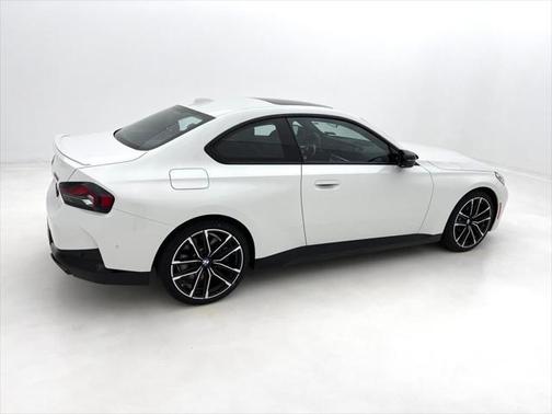 2024 BMW M240 i xDrive