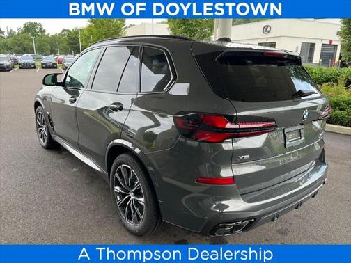 2026 BMW X5 M60i