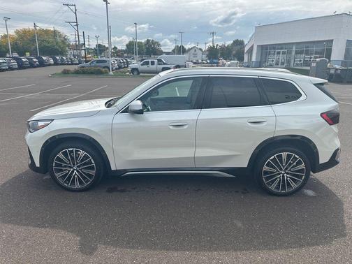 2024 BMW X1 xDrive28i