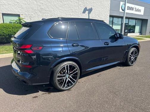 2024 BMW X5 M60i