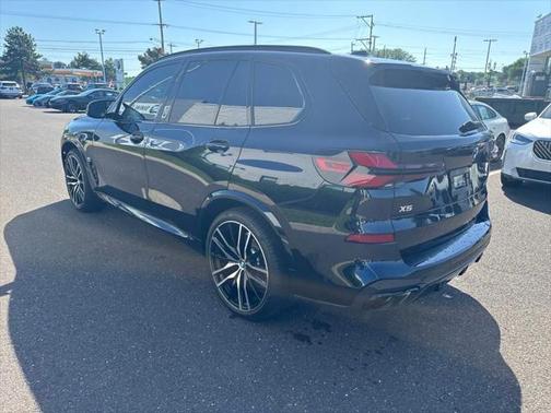 2024 BMW X5 M60i