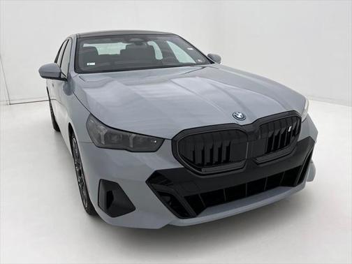 2025 BMW i5 xDrive40