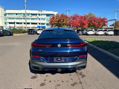 2023 BMW X6 M50i