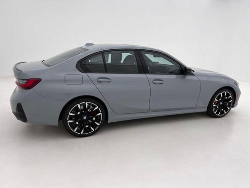 2026 BMW 330 xDrive NA