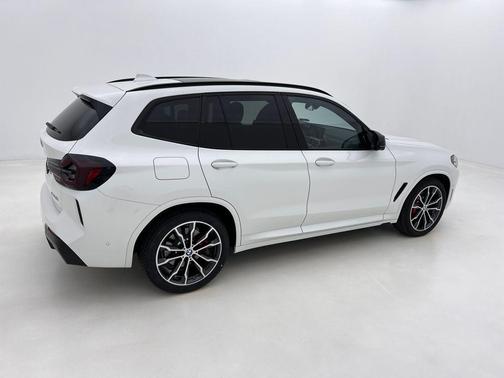 2024 BMW X3 M40i