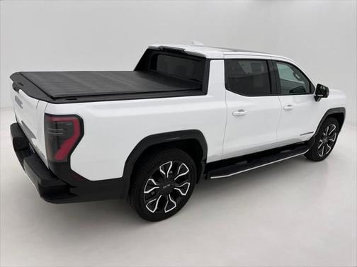 2025 GMC Sierra EV Extended Range Denali