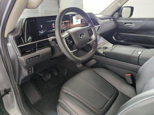 2025 INFINITI QX80 SENSORY AWD
