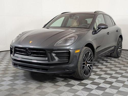 2026 Porsche Macan AWD