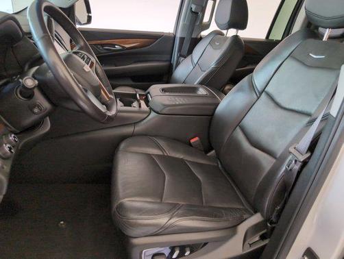 2018 Cadillac Escalade ESV Premium Luxury