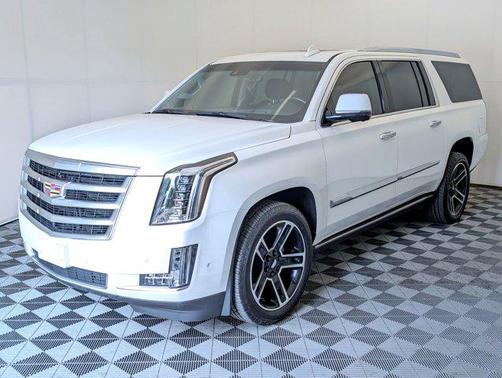 2018 Cadillac Escalade ESV Premium Luxury