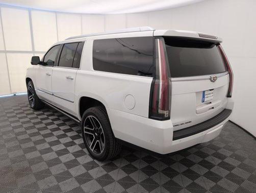 2018 Cadillac Escalade ESV Premium Luxury