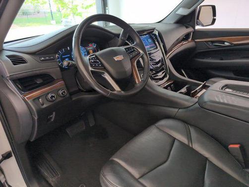 2018 Cadillac Escalade ESV Premium Luxury
