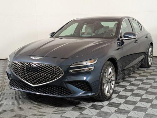 2022 Genesis G70 2.0T AWD