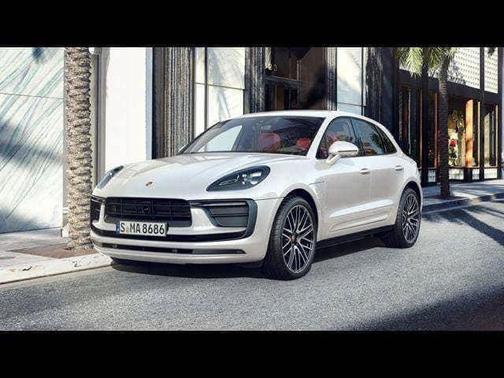 2025 Porsche Macan Base
