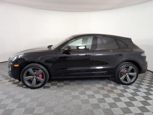 2025 Porsche Macan S