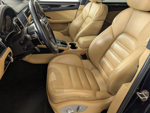 2018 Porsche Macan GTS