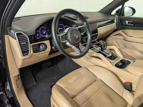 2022 Porsche Cayenne Cayenne
