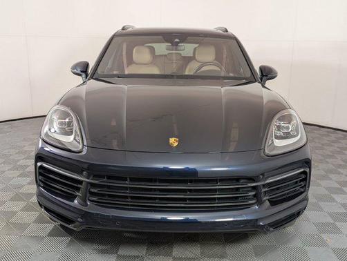 2022 Porsche Cayenne Cayenne