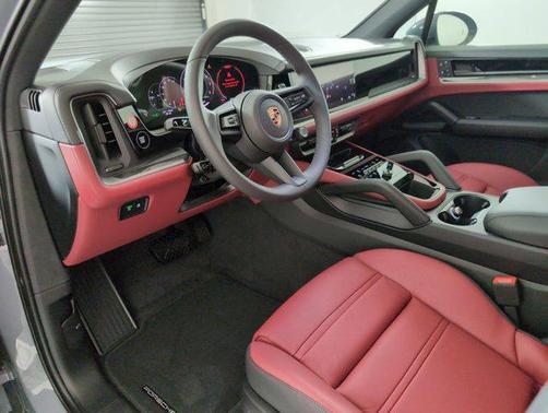 2026 Porsche Cayenne AWD