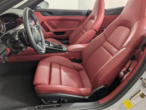 2023 Porsche 911 Carrera GTS